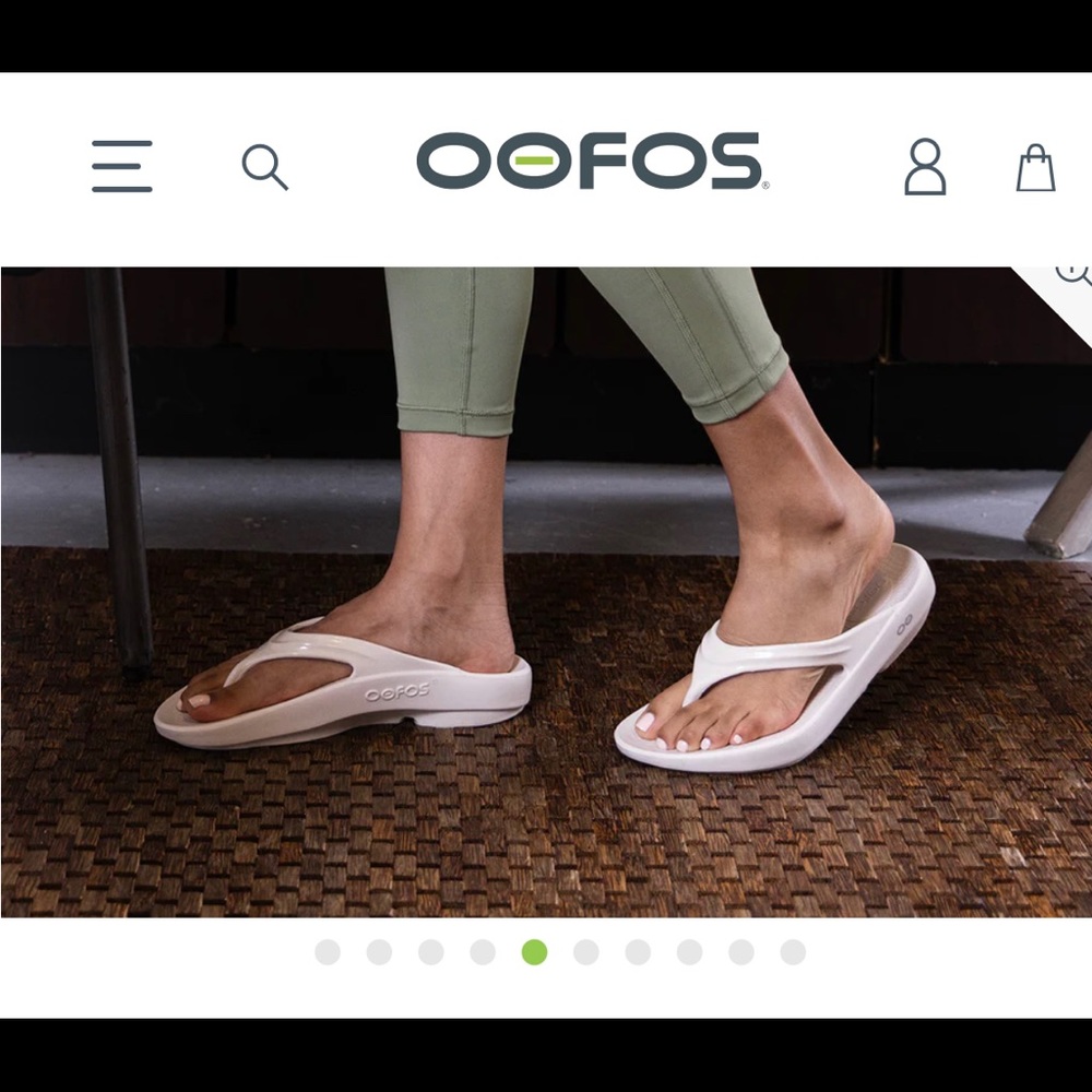 OOFOS OOlala Sandel Light Pink